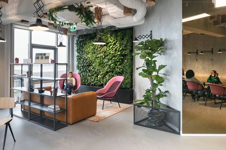 Interieurbeplanting en verticaal groen voor kantoren